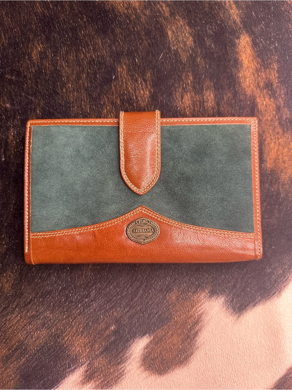 Handcrafted Brown Leather & Green Suede Women's Wallet - Artesania Style